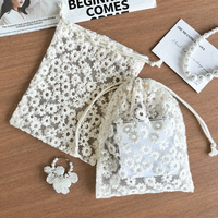 Pochette en dentelle brodée, maille florale transparente 15x19cm, organiseur de bijoux, vente en gros, marque privée, ourlet soigné, sac cadeau