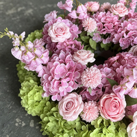 Support floral pour allée de mariage - Rose et Hortensia réalistes au toucher - Composition au sol discrète pour cérémonie