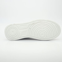 Baskets blanches respirantes décontractées en gros d'usine Chaussures de street board à lacets confortables pour toutes les saisons