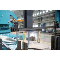 Scie à ruban automatique industrielle Raintech pour la découpe de profilés en acier de plusieurs types