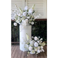 Luxe bruiloftkolomdecoratie, kunstbloemenarrangement, tafeldecoratie, bloemstuk voor de receptie, bloemdecoratie voor het gangpad