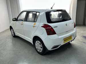 Voiture d'occasion à bas prix, <span class=keywords><strong>Suzuki</strong></span> <span class=keywords><strong>Swift</strong></span> Sport 2016, boîte manuelle, turbo, cuir, SUV, berline, conduite à gauche, avec personnalisation intérieure - Product Image 5