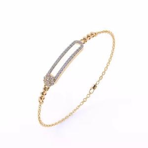 Elegante Brazalete de Oro Rosa para Mujer con Diamantes Redondos Tallados, Ideal para Regalo de Aniversario - Product Image 4