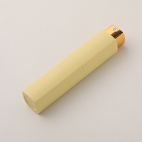 Flacon de parfum vide portable luxueux de 10 ml, carré, rotatif, rétractable, en verre sérigraphié, anti-fuite