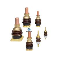 Aislante de Porcelana de Alta Resistencia 10NF250 30NF250 (Norma DIN 11KV 10KN Resistencia a la Tracción) para Transformador