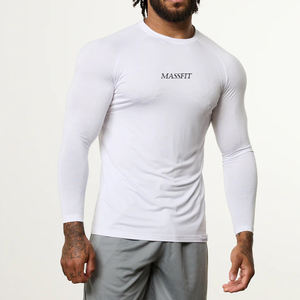 <span class=keywords><strong>Compressport</strong></span> Raglan T-shirt <span class=keywords><strong>de</strong></span> <span class=keywords><strong>compression</strong></span> à manches longues ajusté 180g Tissu respirant et anti-rides avec logo 3D pour le sport - Product Image 3