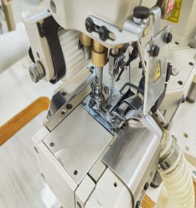 Machine à coudre industrielle OREN pour jambes de pantalon, sac anti-poussière pour vêtements, bande élastique RN9200-2 - Product Image 3