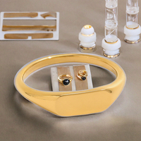 Benutzer definierte Designer 18 Karat vergoldet Edelstahl Frauen Mode Blank Ring D-Form Geometrische personal isierte gravierte Siegelring