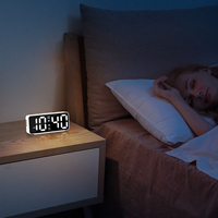 Jam Alarm LED Digital untuk anak-anak, Jam Alarm Digital kreatif dengan tampilan suhu dan tanggal, jam Desktop untuk pelajar