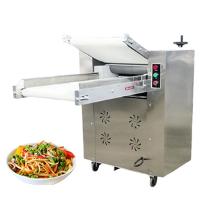 Machine à rouler et à presser la pâte avec dispositifs de sécurité pour la fabrication de nouilles, de pâtes et le moulage de pâtes à pain de boulangerie - Product Image 1
