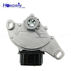 Interruttore di Sicurezza Neutro 84540-32110 per T-oyota Camry Corolla Celica Matrix Sienna Highlander L-exus <span class=keywords><strong>ES</strong></span>/RX300 84540-06010 - Product Image 3