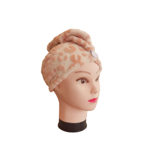 All'ingrosso della fabbrica morbido e comodo assorbente in <span class=keywords><strong>pile</strong></span> di corallo Jacquard berretto <span class=keywords><strong>per</strong></span> asciugacapelli ad asciugatura rapida <span class=keywords><strong>per</strong></span> l'uso di asciugamani da bagno <span class=keywords><strong>per</strong></span> Hotel <span class=keywords><strong>a</strong></span> casa - Product Image 3