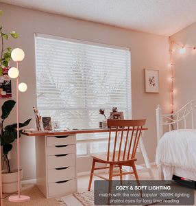 Lampe sur pied moderne en laiton avec globe en verre givré, lumière LED, 64 pouces de hauteur, design minimaliste pour salon - Product Image 3
