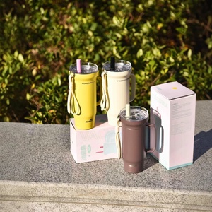 Large-capacity Stainless Steel Vacuum Insulated <b>Thermos</b> Straw Water <b>Bottle</b> Stylish Outdoor Use Portable Outdoor Sport Tumbler - Product Image 2