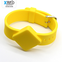 Pulsera RFID UHF con Logotipo Personalizado, ISO18000-6C, Larga Distancia de Lectura, para Control de Acceso a Eventos