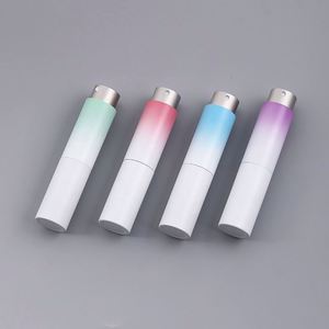 Flacons vaporisateurs de parfum portables en aluminium et verre, rechargeables et recyclables, 8 ml et 10 ml, pour les soins personnels - Product Image 1
