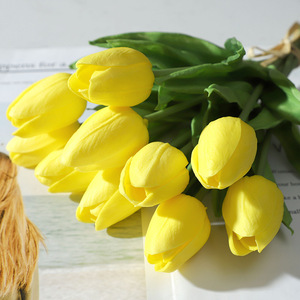 Vente en gros <span class=keywords><strong>prix</strong></span> faux artificiel PU <span class=keywords><strong>tulipe</strong></span> fleur bouquet fausse fleur décorative fleur <span class=keywords><strong>tulipe</strong></span> en vrac pour la décoration de la maison - Product Image 4