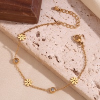 Pulsera de Zirconia con Diseño Floral, Primavera 2025, Joyería Resistente al Agua, Chapada en Oro, de Acero Inoxidable