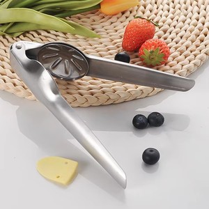 Pince à noix manuelle en acier inoxydable, décortiqueur de châtaignes, ouvre-noix, éplucheur de noix - Product Image 5