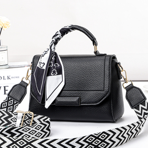 กระเป๋าถือแฟชั่นผู้หญิงมาใหม่ กระเป๋าทรงถัง ดีไซน์หรูหรา กระเป๋าสะพายไหล่และกระเป๋าถือสำหรับผู้หญิง - Product Image 1