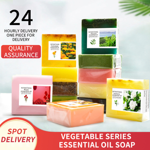 Barre de savon curcuma acide kojique et miel pour éclaircir la peau avec du savon à la vitamine c - Product Image 2