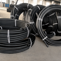Tuyau d'irrigation en polyéthylène haute densité (HDPE) à haute résistance, noir et bleu rayé, pour projets de distribution d'eau agricole