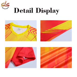 定制男式足球队队服学校足球运动球衣短袖套装成人儿童姓名定制复古足球球衣 - Product Image 2