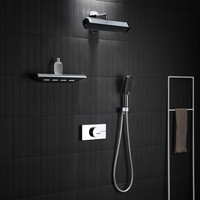 Ensemble de douche encastré tout en cuivre avec robinets thermostatiques, finition brossée, style luxe discret, pour usage hôtelier, mural et intégré