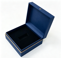 Boîte cadeau de luxe à fermeture magnétique pour parfum, boîte rigide en papier avec garniture métallique dorée, insert en velours noir personnalisé, emballage pour flacon d'huile essentielle