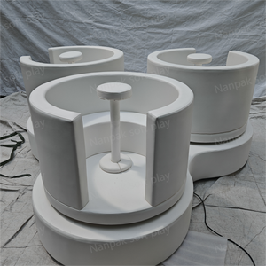 Simpatiche attrezzature carosello da interno bianco Beige rosa per feste per bambini evento a tre posti elettrico Soft Play giostra a noleggio - Product Image 6