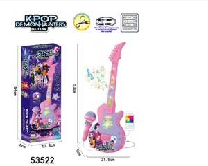 Micrófono Recargable para Niños - Luces Intermitentes <span class=keywords><strong>de</strong></span> 5 Colores, Canciones Integradas, Divertido Cambiador <span class=keywords><strong>de</strong></span> Voz, Edades 3+ - Product Image 5