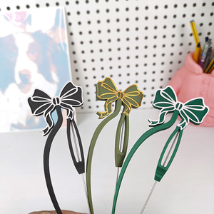 Herramienta de ensamblaje de cuentas de plástico con forma de mariposa de 2.6 mm con placa guía para pinzas de fabricación de joyas DIY - Product Image 2