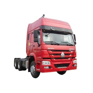 SINOTRUK Howo 6x4 371HP double couchette Camion Tracteur - Product Image 1