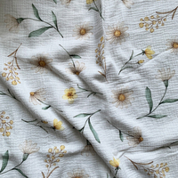 Couverture Bébé en Mousseline Douce 47"x40" Réversible à Petits Imprimés Étoiles et Pompons – Respirante pour Landau et Berceau