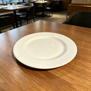 Plato Plano Clásico de Porcelana con Borde Blanco Personalizado, Precio con Descuento, Proporciona Efectos de Exhibición Exquisitos para Restaurantes y Hoteles - Product Image 5