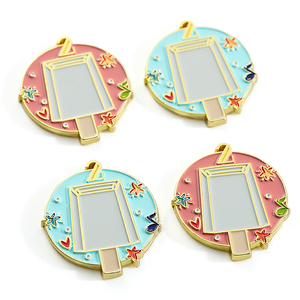 Aiguille personnalisée personnalisée Minder magnétique dessin animé crème glacée émail broches aiguille gardien avec aimant dos - Product Image 2