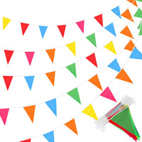Conception personnalisée 100% polyester sublimation imprimé banderole bannière suspendu triangle fanion drapeau chaîne à des fins décoratives