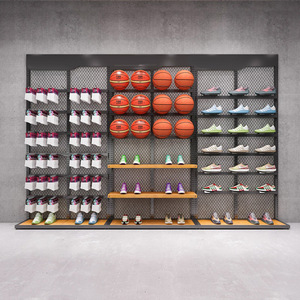 Étagère de présentation moderne sur pied pour vêtements et chaussures, idéale pour les équipements sportifs et les magasins de basketball - Construction en fer et bois - Product Image 2