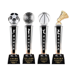 <span class=keywords><strong>DILU</strong></span> Trofeos de Fútbol y Baloncesto de Cristal Tallado y Pulido a Mano con Grabado Láser, Copas, Medallas, Premios Deportivos Hechos a Mano - Product Image 1