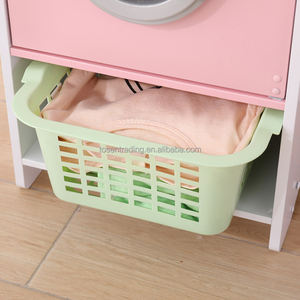 Jouet d'intérieur en bois pour enfants : Laverie miniature avec fer à repasser et panier - Couleurs pastel - Product Image 3