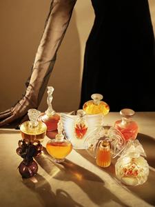 Perfume de Lujo con Aroma a Té Cítrico Picante, Eau de Parfum Moderno de Larga Duración para Hombres y Mujeres, Venta al Por Mayor en EE. UU. - Product Image 3