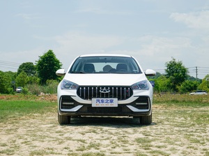C.h.<span class=keywords><strong>e</strong></span>.<span class=keywords><strong>r</strong></span>.<span class=keywords><strong>y</strong></span> Arrizo 5 1.5L Sedan con Cambio CVT a 9 Velocità, Guida a Sinistra, Benzina, con Luci LED <span class=keywords><strong>e</strong></span> Schermo Touch - Product Image 3