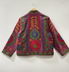 Chaqueta de Terciopelo Blanco Bordada a Mano con Cuello Alto, Manga Larga, Estampado Floral, Cierre de Botones, Ropa Casual Cálida para Invierno - Product Image 6