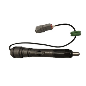 Injecteur Common Rail QST30 4025279 SD90-C5 RS pour Bulldozer, Pièce OEM pour Engins de Chantier - Product Image 1