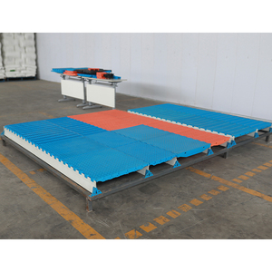 Nouvelle dalle de sol en plastique haute résistance HengYin pour porcherie avec surface plane - Product Image 4