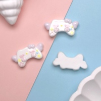 100 piezas de accesorios de resina creativos con diseño de gato de dibujos animados y control de videojuegos, relleno Kawaii para slime, para lazos para el pelo DIY, llaveros y dijes para pendientes