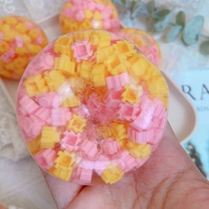ลูกบอลบีบสั่นสะเทือน GL Crunchy Squishy Balls ของเล่นบีบสั่นสะเทือนแบบมีเสียง ของเล่นบีบสั่นสะเทือนเพื่อสัมผัส ลูกบอลทำมือ ของชำร่วยงานปาร์ตี้ ขายส่ง - Product Image 4