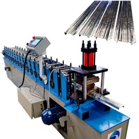 Machine de formage à rouleaux pour panneaux métalliques Dura Fence, machine pour tôles de clôture de type palissade, machine pour panneaux de protection de l'intimité, ligne de production automatique de lames de clôture