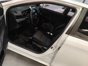 Second-hand for Vios (Venza) 2016 Model 2.0T Automatic Creational Edition Left Steering Euro VI Emission White Small Car - Product Image 5