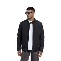 Blouson matelassé léger et ajusté pour homme, collection automne-hiver 2026, col montant, fermeture éclair, style décontracté et tendance